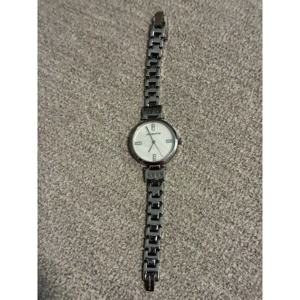 Liz Claiborne LC1135 Silver tone Watch Crystal Dial Japan Movement